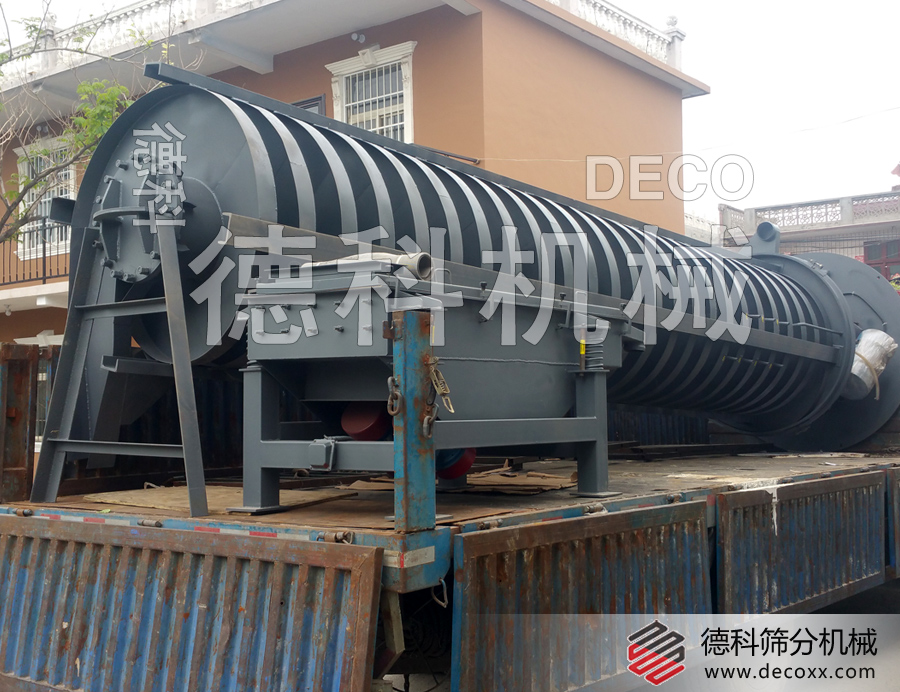 �T��ɰ�����C